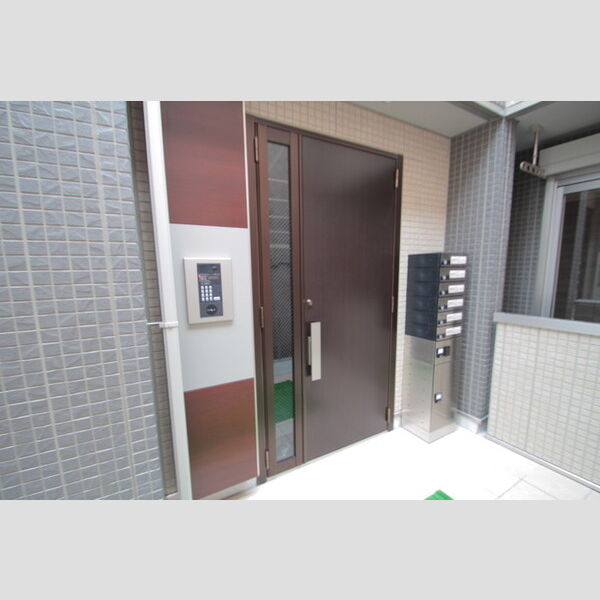 Le brheur eh(ルボヌール ウアシュ)302号室 エントランス