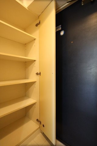 カーイング多摩202号室 同物件・別部屋画像