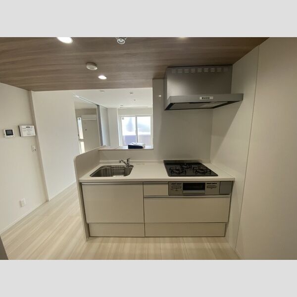 セレスティア南烏山 305号室　キッチン