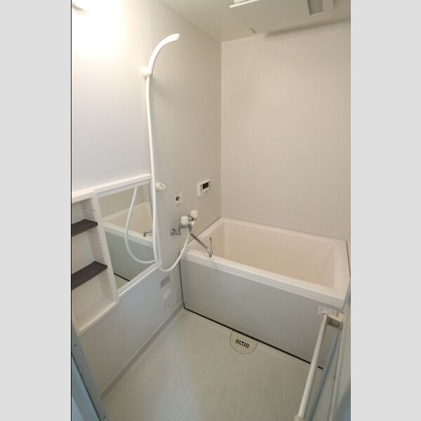 ローズ・ウッド305号室 浴室