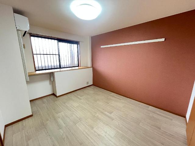 ガーデンヒルズNAKAYAMA壱番館 洋室