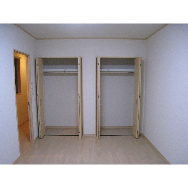 アムール 優104号室 内観