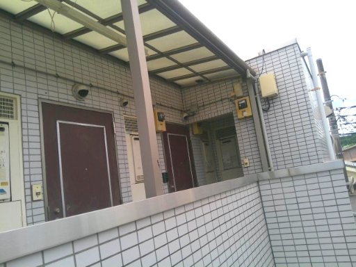 サニーヒル303号室 ロビー