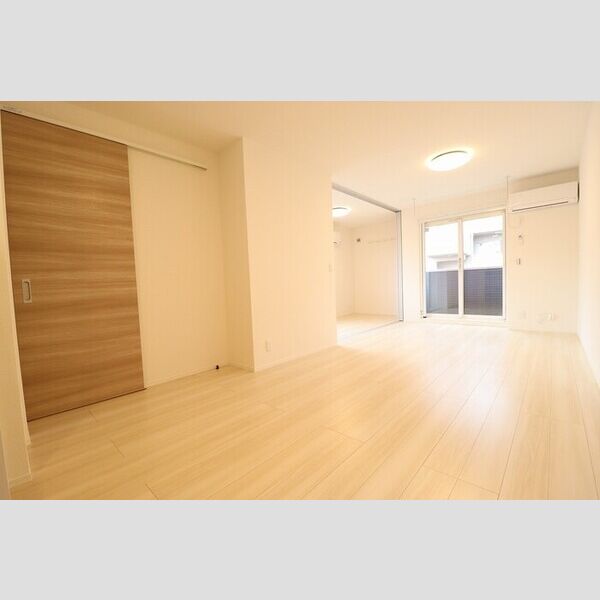 D-Style境206号室 洋室ーLDK