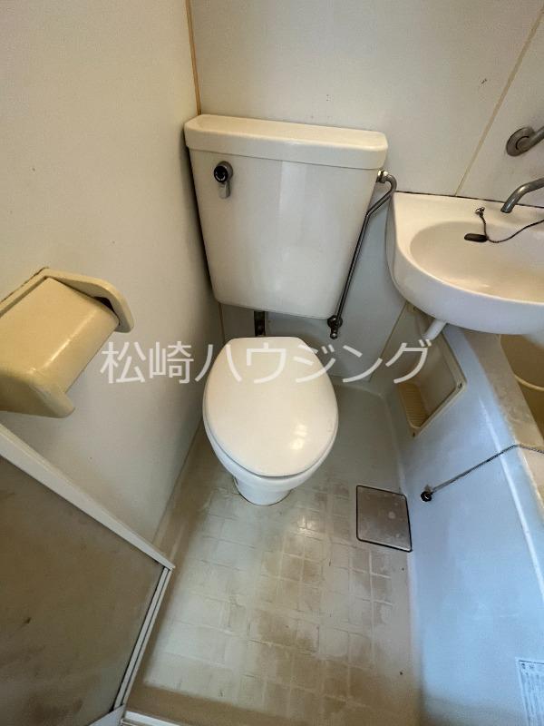 タキガサキビル トイレ