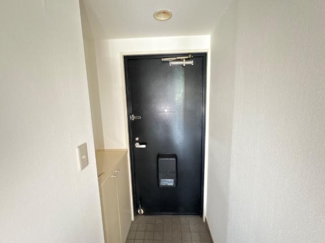 ロイヤルメゾン高森103号室 廊下