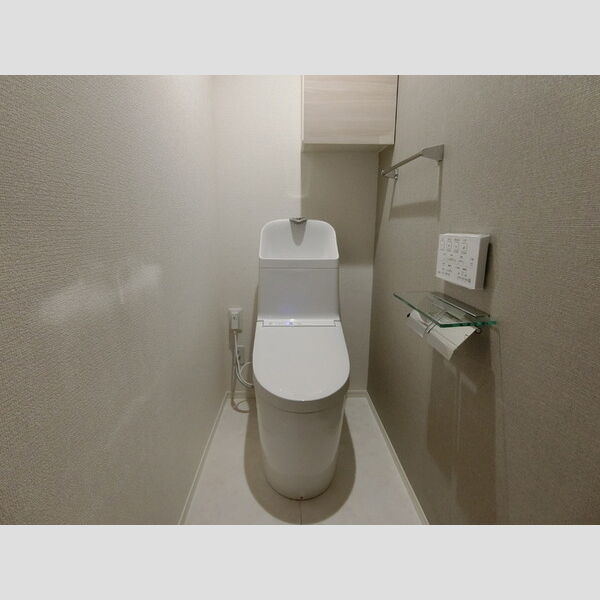 セレスティア柴又Ⅲ202号室 トイレ