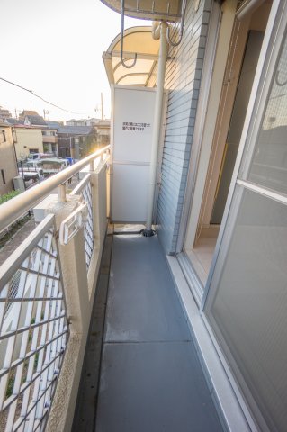 ルース中野203号室 バルコニー
