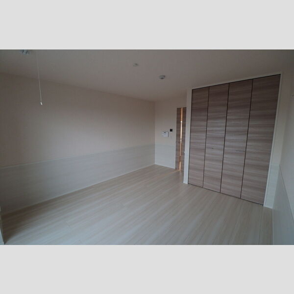 ローズ　ハーモニー 洋室