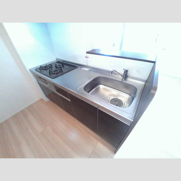 ROSE(ローゼ) 3コンロのシステムキッチン