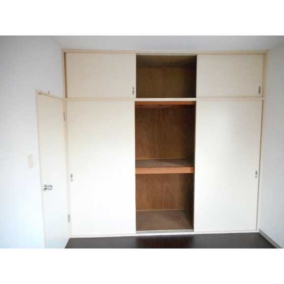 三桃マンション0301号室 収納