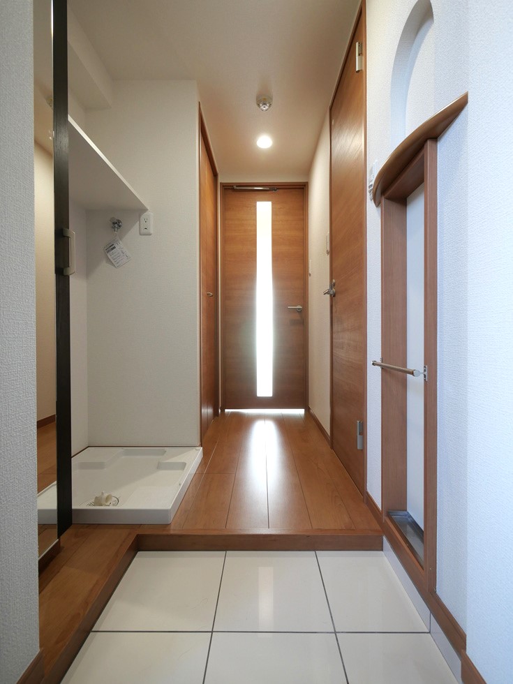 ペアパレス六町2号館2階 内観