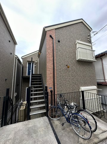 ヒルズ弘明寺の外観画像