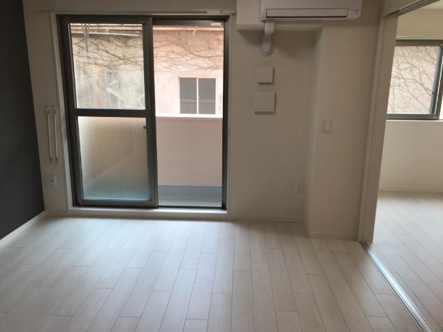 オレンジクレスト 室内