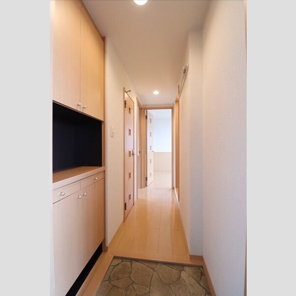 Rose Villa(ローズヴィラ)　A/B/CB202号室 ★シューズボックス★