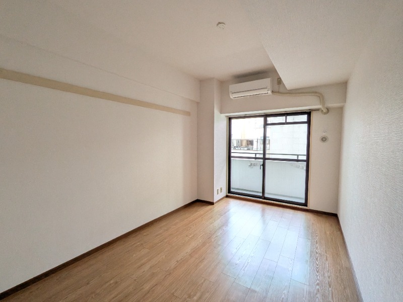 ホワイトガーデン東田5階 寝室