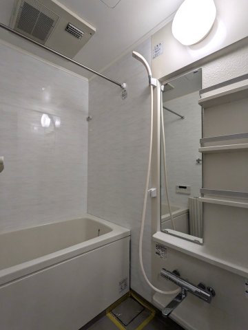 ガーデン板橋氷川町1017号室 お風呂