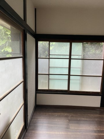 高石戸建 一階寝室