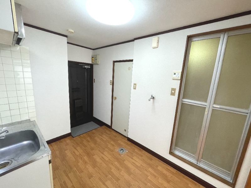ホワイトパレス宮内2階 部屋その他