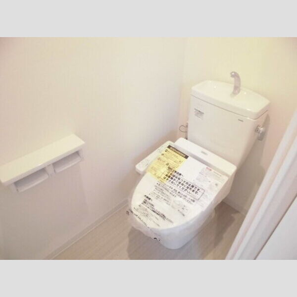 アーバンシャトー千葉506号室 温水洗浄便座