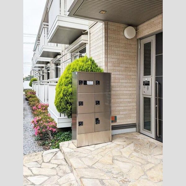 マリーゴールド 宅配ボックス