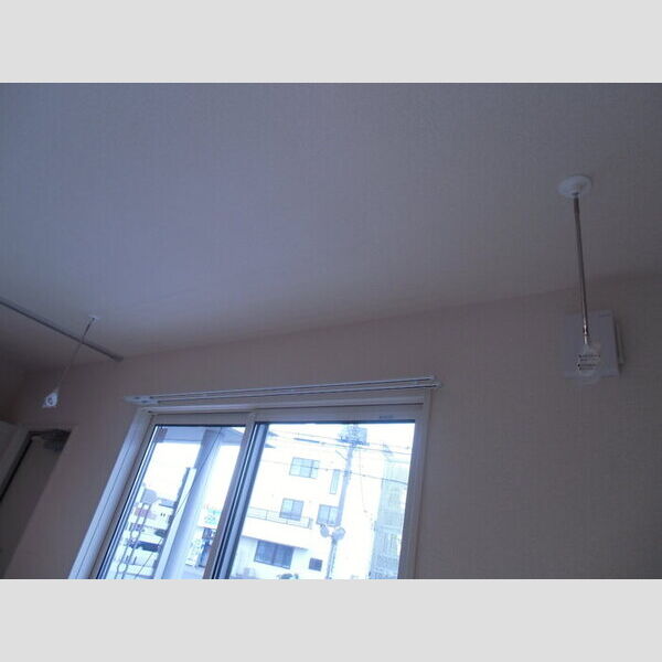 ミル・フェリオ　A101号室 室内物干し