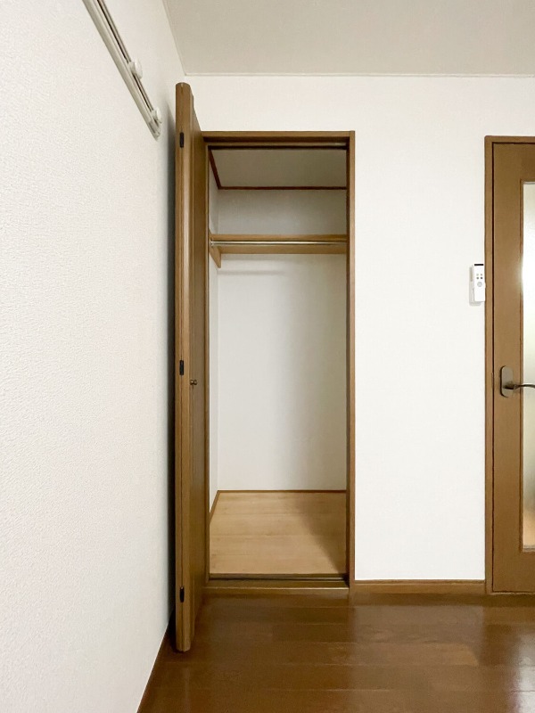 メイプルリーフ1階 収納