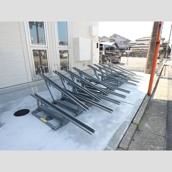 ロゼ　清新 駐輪場