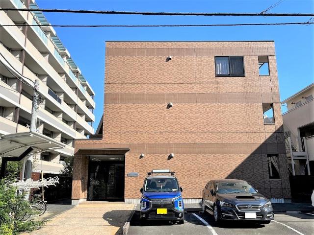 アンベリール上大岡 外観写真（昼）