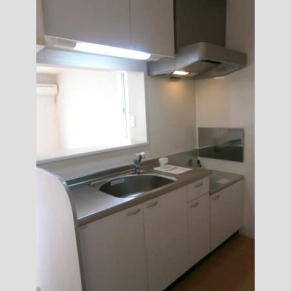 エスト102号室 対面キッチン