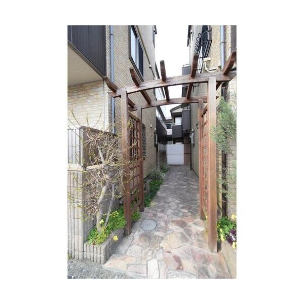 ルーブル弐番館302号室 エントランス