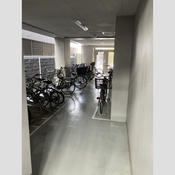 カスタリア入谷 駐輪場