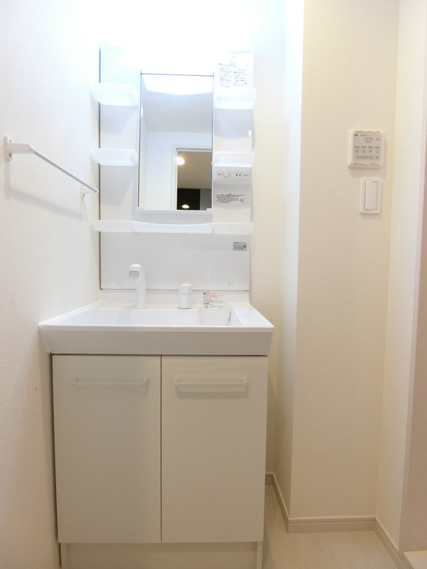 リブリ・プルミエリア1階 洗面