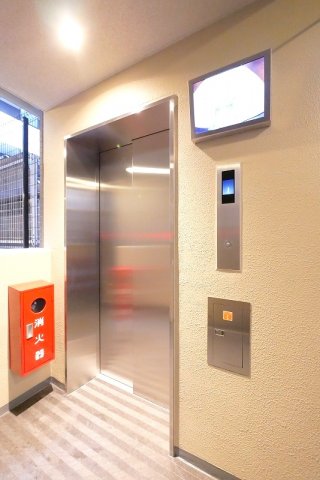 ハーモニーレジデンス横浜大通り公園EIRAKU8階 外観