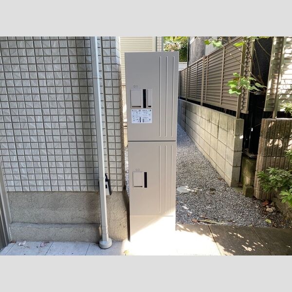 ファミール本町101号室 宅配BOX付き