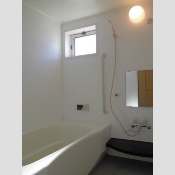 MODAN COURT 和 一坪風呂