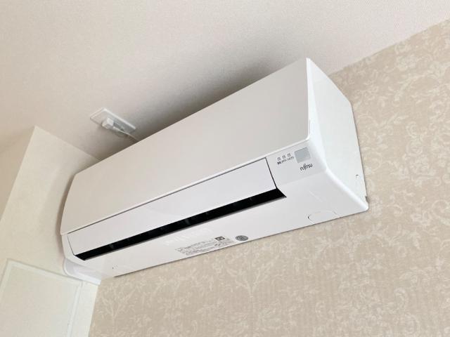 キャトルセゾン105号室 エアコン