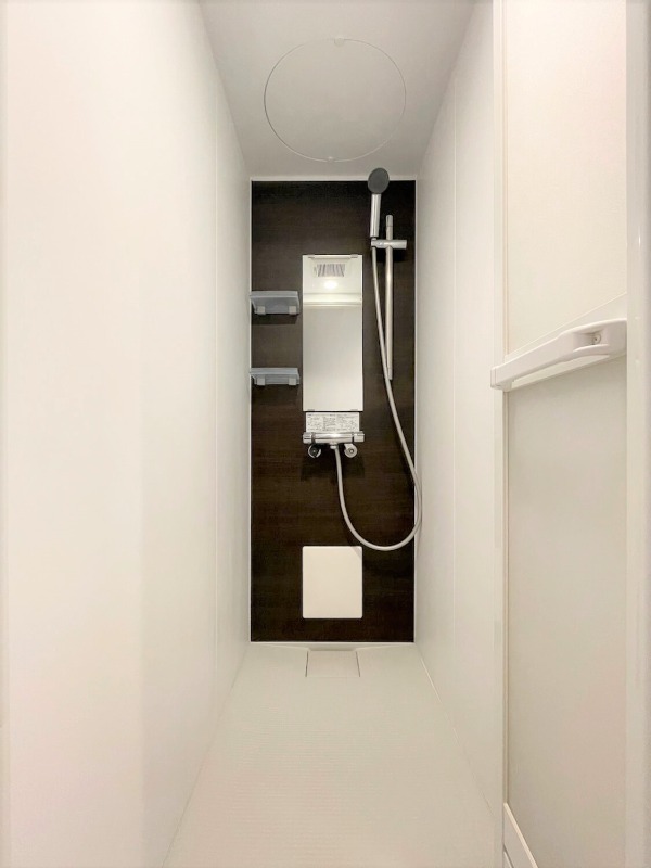 レガーレ千歳烏山2階 別部屋