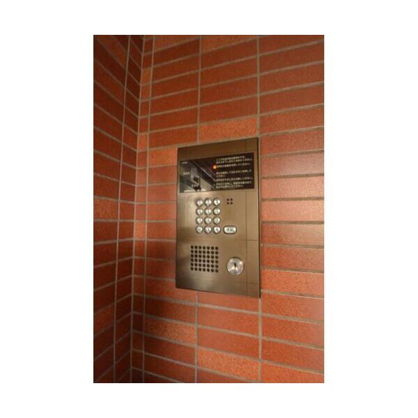 リーフロック401号室 エントランス