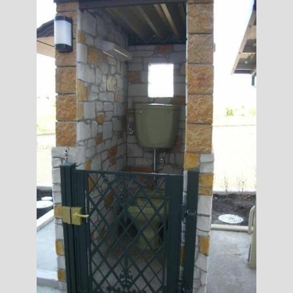 ハイツバンビス ペットノ足洗い場