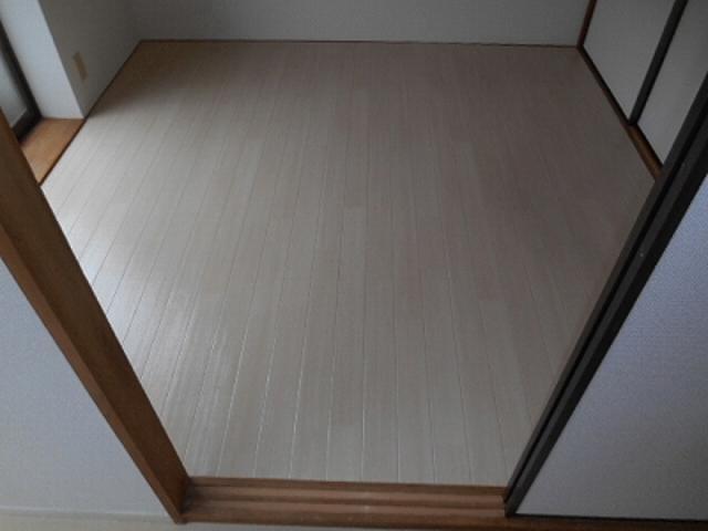 ヴィラ・サンポート リビング