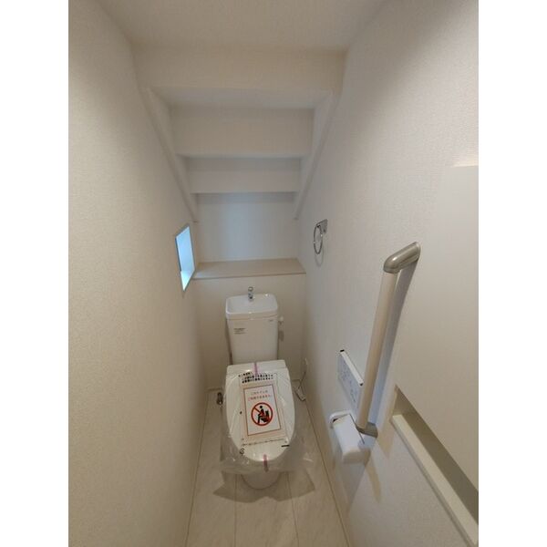 Sumai-to川越市山田010001号室 トイレ
