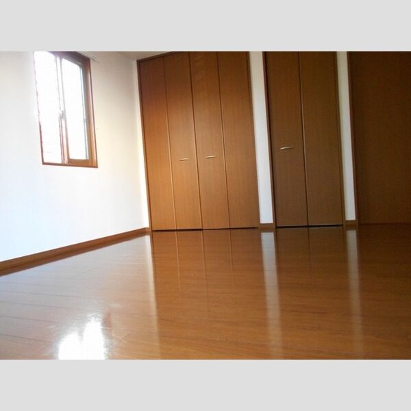 ラミアカーサお花茶屋101号室 洋室8帖