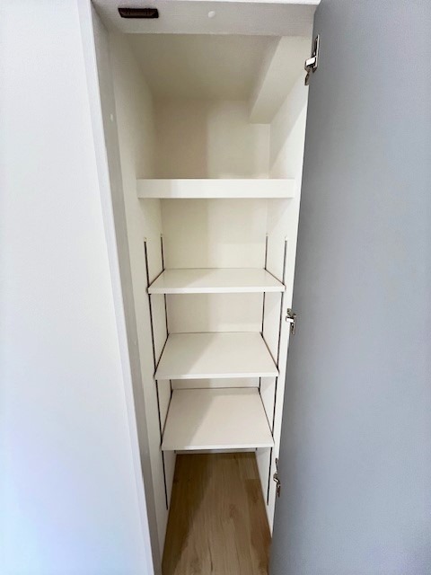 レジディアタワー上池袋（パーク棟）4階 収納