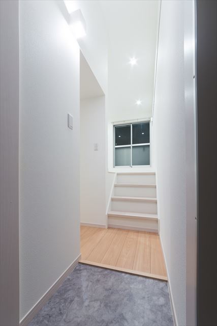 Ｌａ　Ｌｕｃｅ松戸 玄関