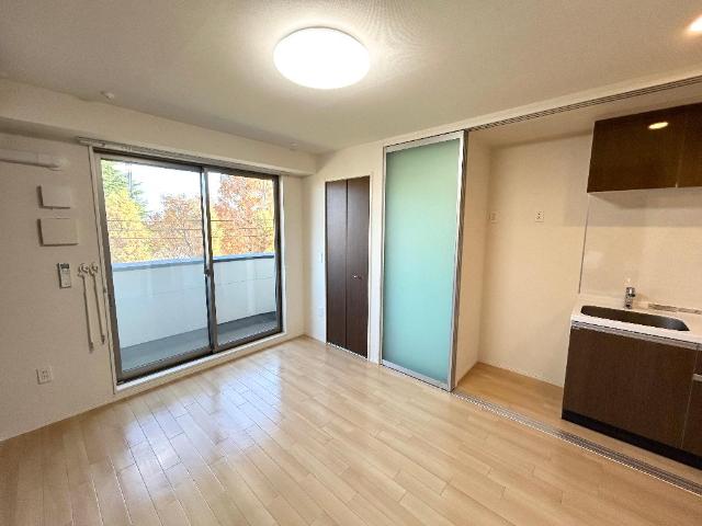 ティアレ305号室 洋室