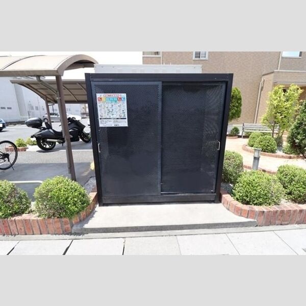 スカイプラザ ゴミ集積場