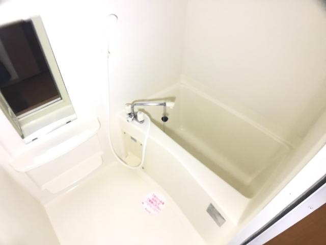 ボン・フルーレ102号室 バス