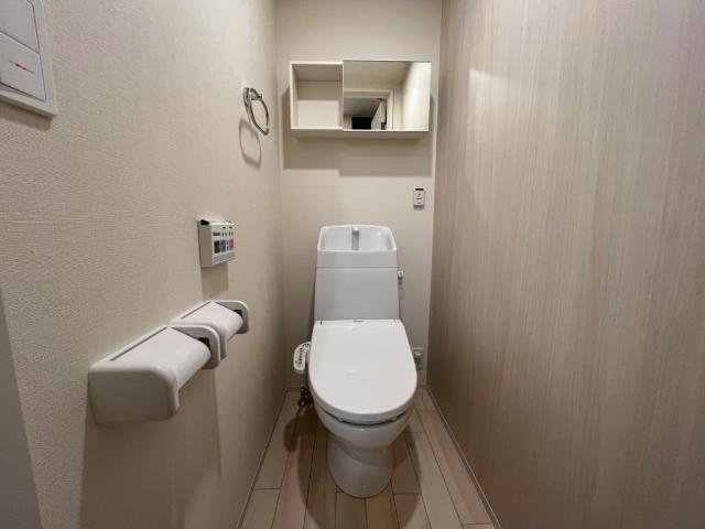 a l’aise （ア　レーズ）102号室 シャワー付トイレ