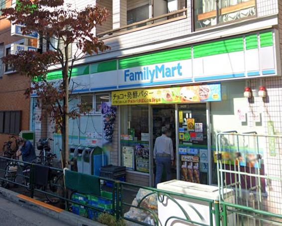 サングッドヒル 【コンビニエンスストア】ファミリーマート 新三河島駅前店まで376ｍ